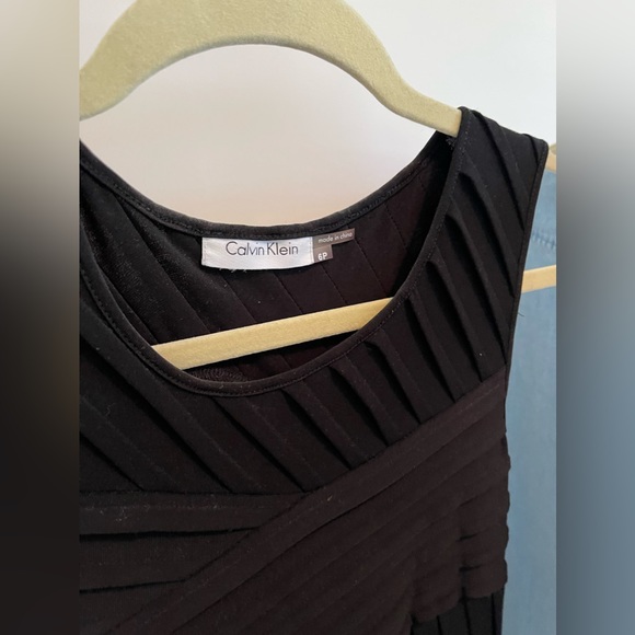 Little black dress - Picture 2 of 2